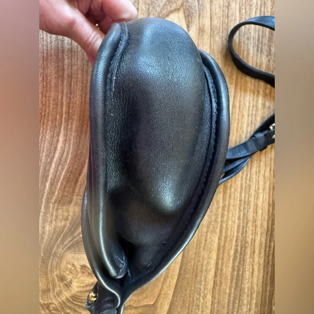 Vintage Coach Post Pouch Bag in Black